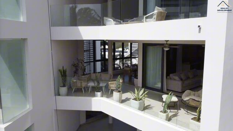 Coconut Grove — 4